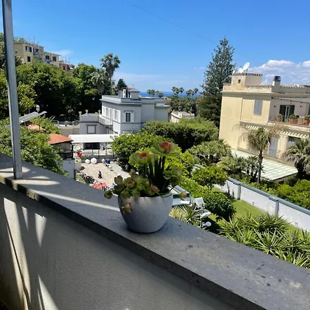 La Terrazza Quisisana Sorrento Coast Holiday home *